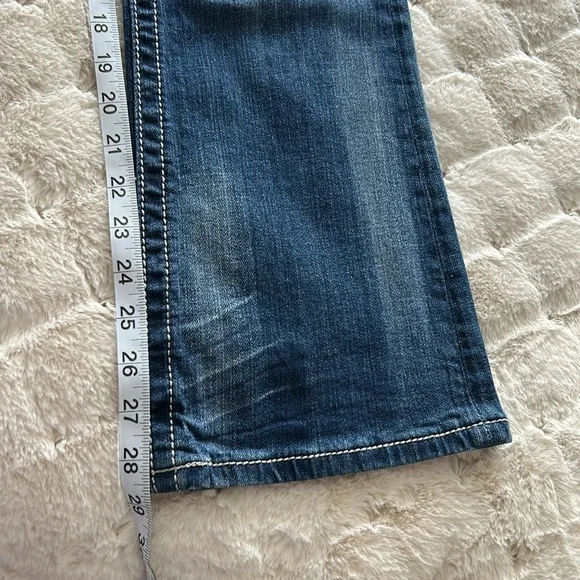 Miss Me Rhinestone Jeans - Picture 8 of 10